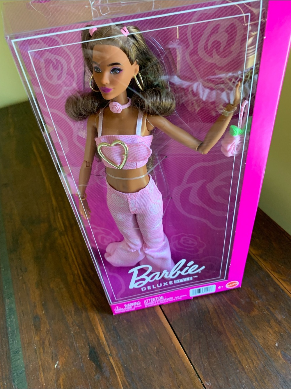 #12 Deluxe Style NIB NRFB Barbie Pink Heart-Accent Doll